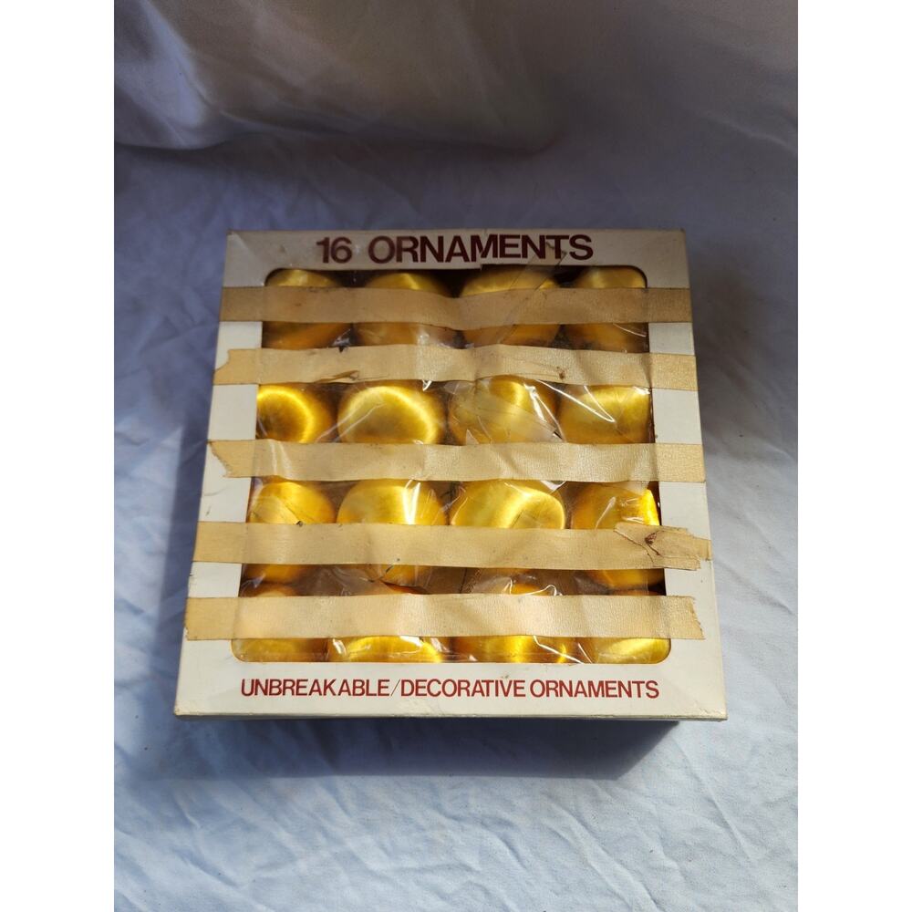 Vtg Pyramid Unbreakable Satin Silk Christmas Ornaments Gold Colored Balls Lot 16